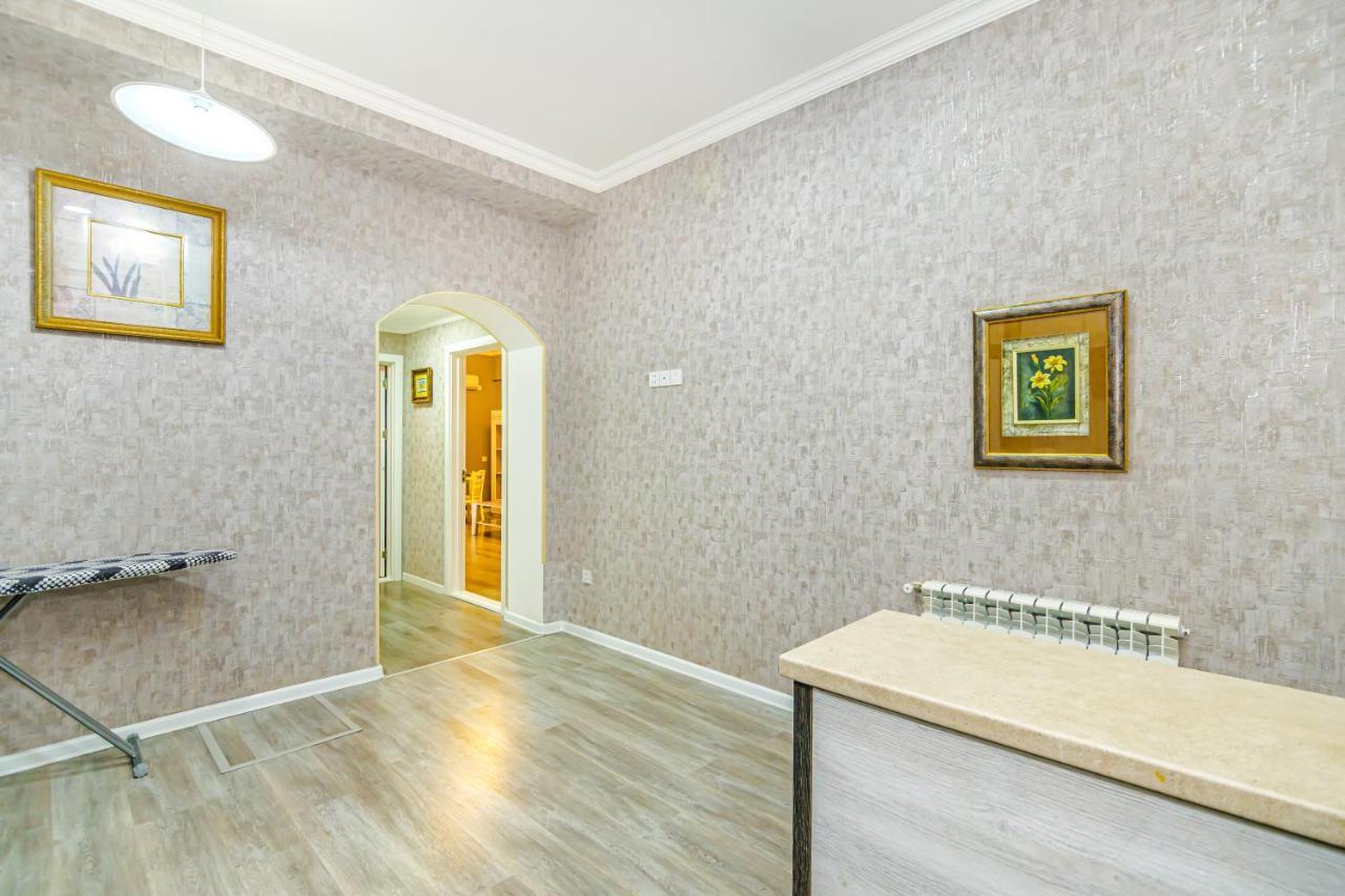 Luxury 2 Room Apartment In The Center 巴库 外观 照片