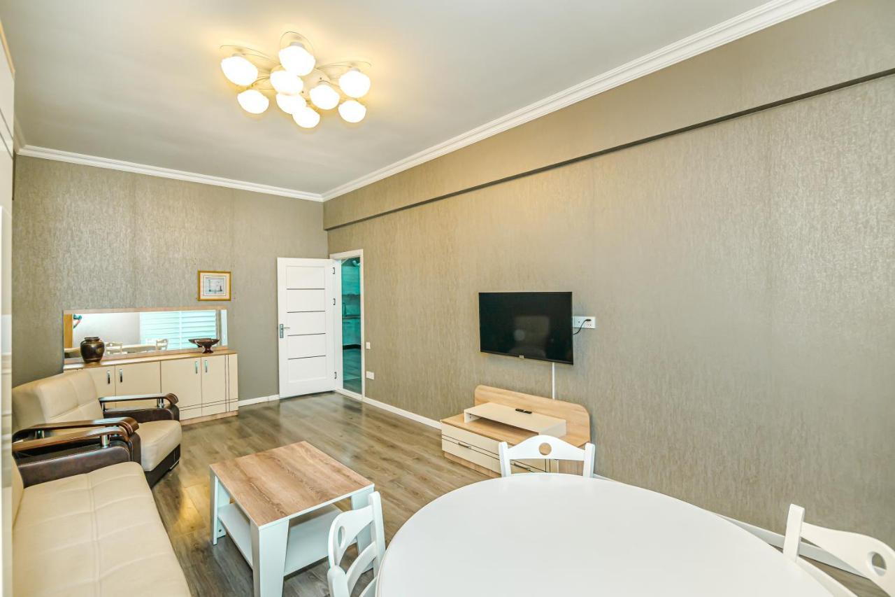 Luxury 2 Room Apartment In The Center 巴库 外观 照片