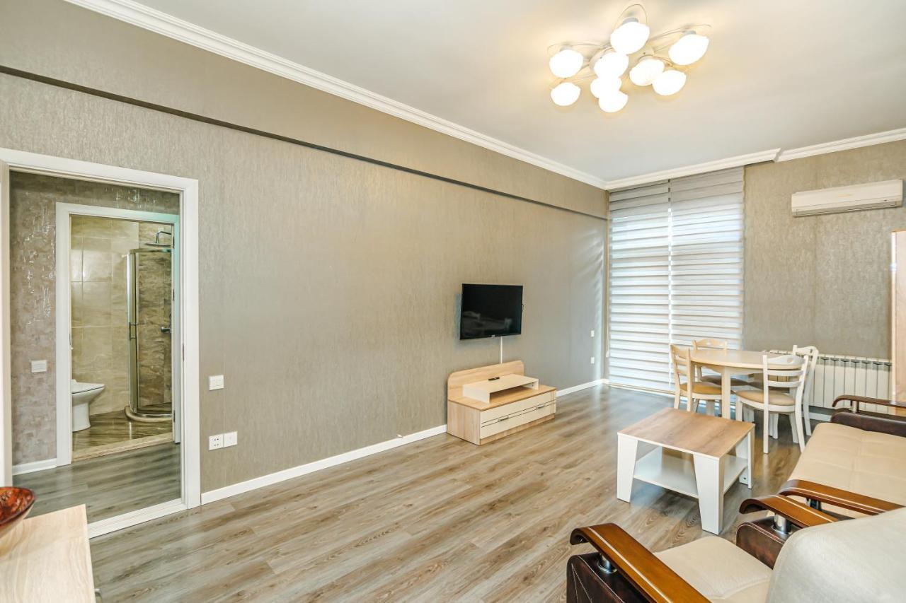 Luxury 2 Room Apartment In The Center 巴库 外观 照片